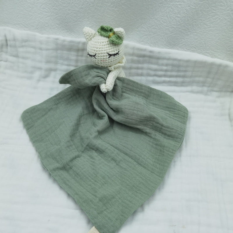 Doudou mouton bébé vert sauge crochet mousseline coton naissance
