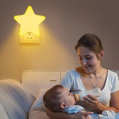 chambre enfant apaisée par la douce lumière veilleuse murale