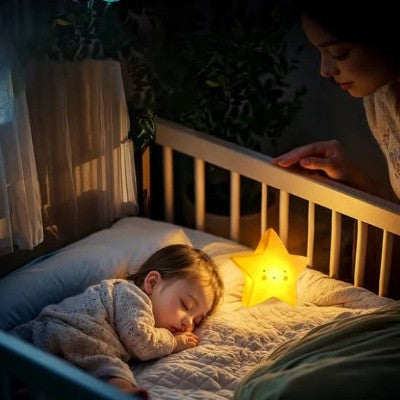 Veilleuse bébéb étoile créant une ambiance douce et sécurisante.