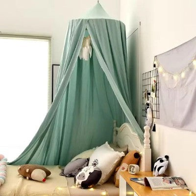 Ciel de lit bébé garçon vert sauge chambre cosy