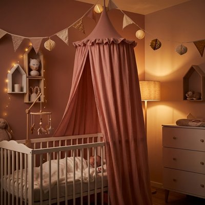 ciel de lit bebe terracotta chambre chaleureuse bébé dort