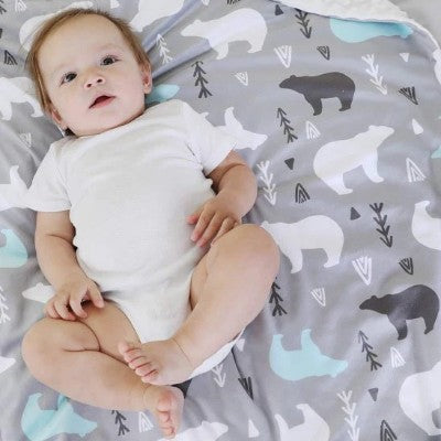 couverture bébé grise motif ours sous enfant allonge