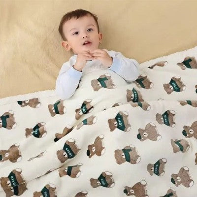 couverture bebe polaire blanche motif ourson couvrant enfant allonge