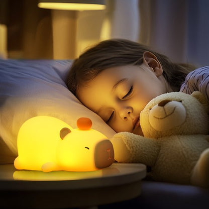 Veilleuse rechargeable animal apaisant le sommeil de l’enfant.